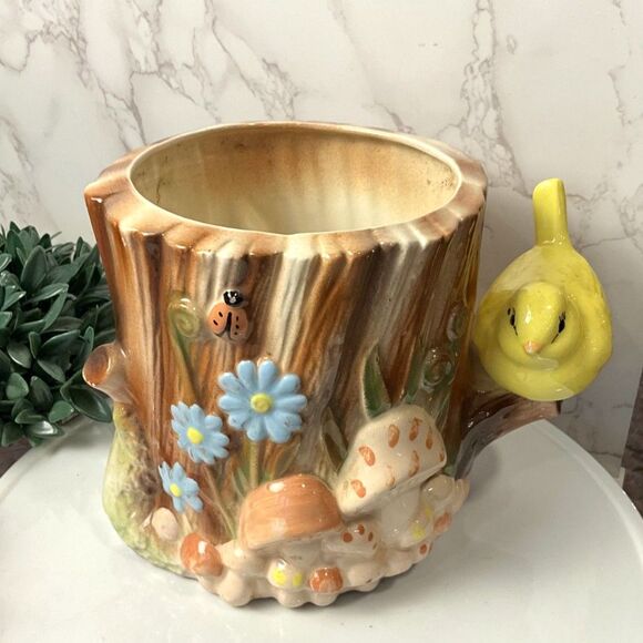 Vintage ceramic planter forest theme mushrooms birds textured tree stump so cute - Picture 2 of 7